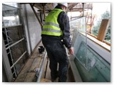 06 The glass panel is fitted
