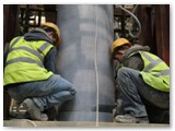09 Great and delicate care is taken to position the pillar centimetre by centimetre