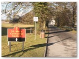 TD 03 Entrance Avenue to College